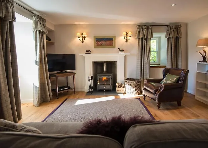 Keeper\'S Cottage, Straloch Estate